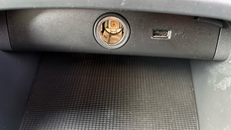 Volvo Xc40 2.0 B4P Momentum 5dr Auto [7 speed] Petrol Estate